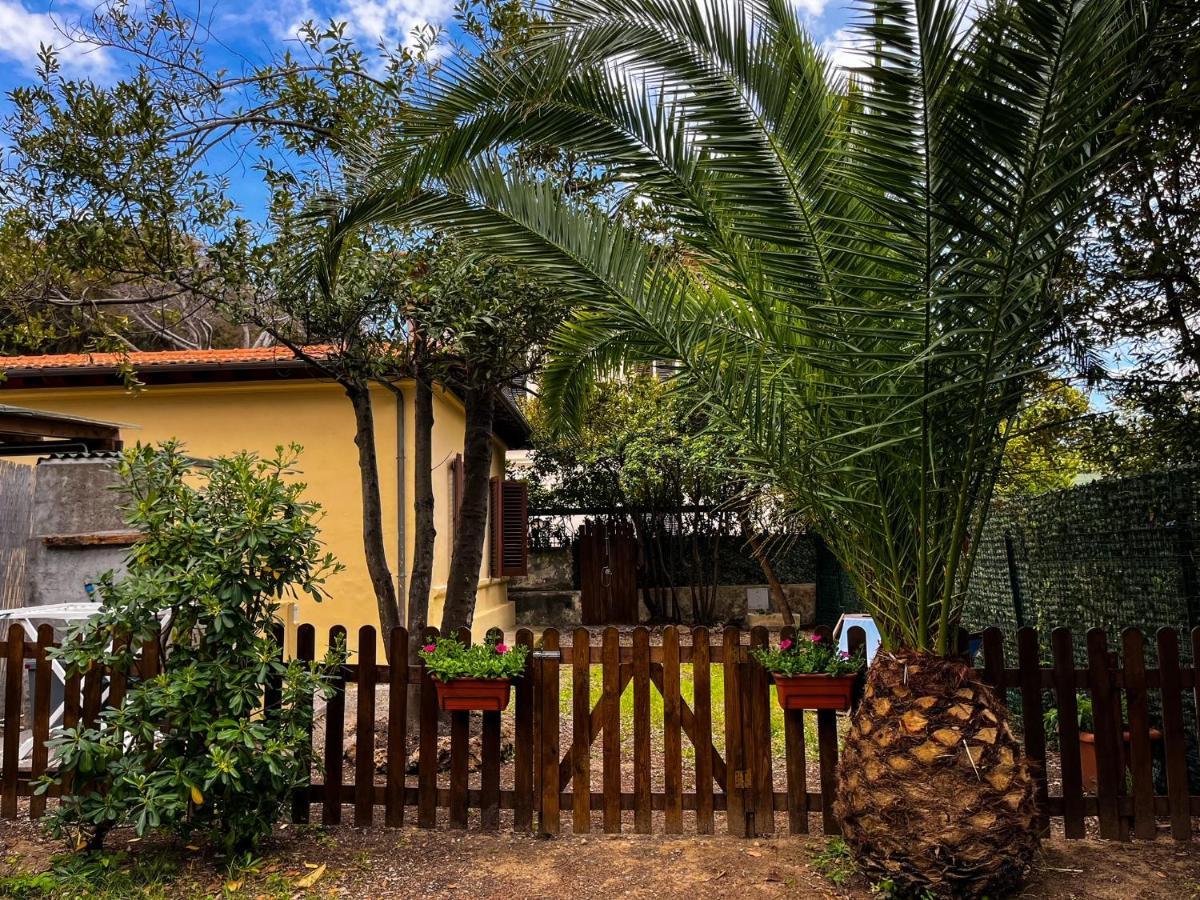 Villino La Fresia Villa Castiglioncello Bagian luar foto